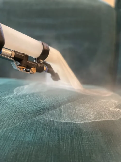 Pranie tapicerki w Żorach – ekstrakcyjne czyszczenie mebli tapicerowanych